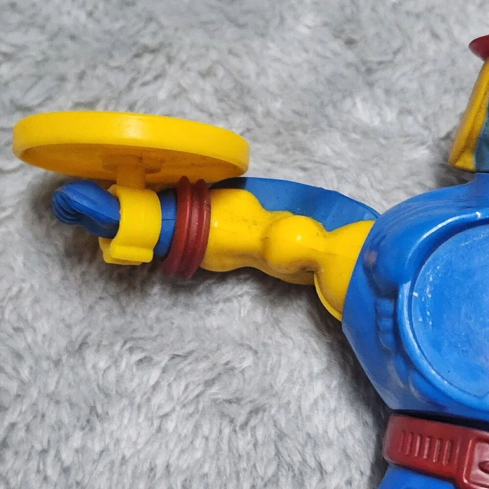 Vintage SY-KLONE Masters of the Universe Figure - 1984 MOTU Sy-Clone Spins